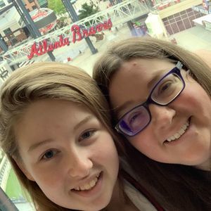 Meet your Posher, Caroline